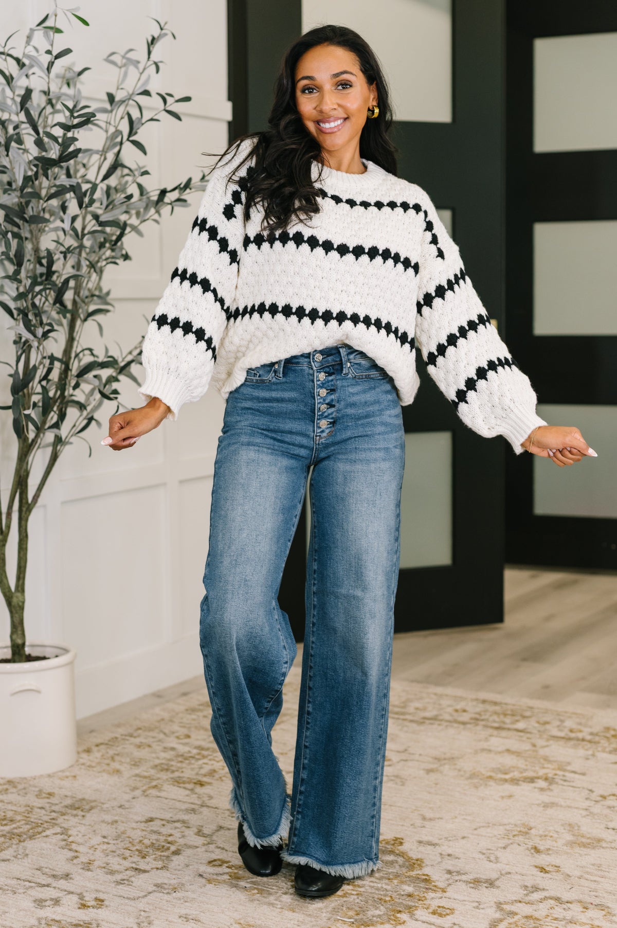 Ivy Lane Textured Sweater in White and Black